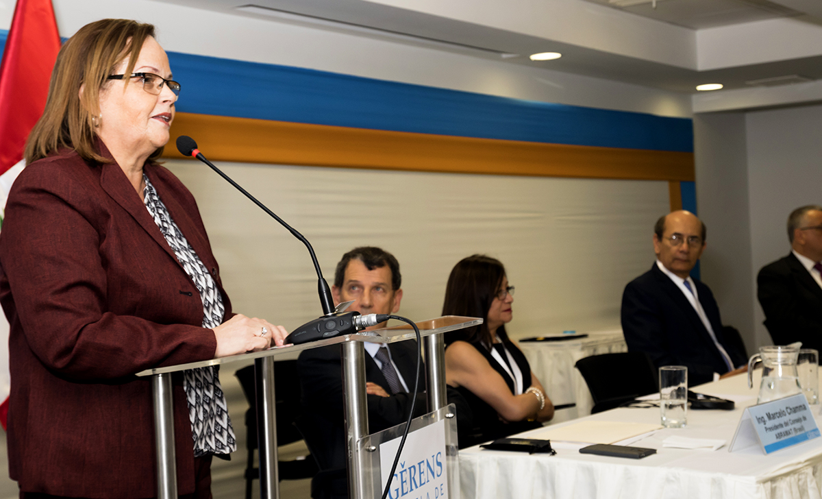 Ministra-Rosa-María-Ortiz-clausura-gerens