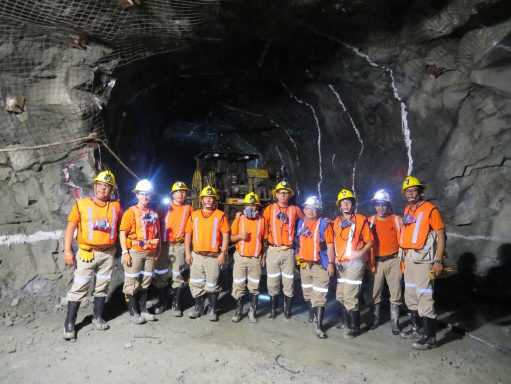 socavones y labores mineras subterráneas